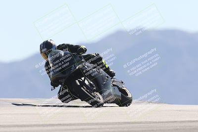 media/Oct-13-2025-Moto Forza (Mon) [[a66d839500]]/2-A Group/Session 4 (Turn 9)/